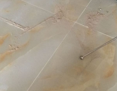 剑阁瓷砖空鼓维修公司分享粘合剂选择不当在瓷砖铺贴过程中可能导致以下问题